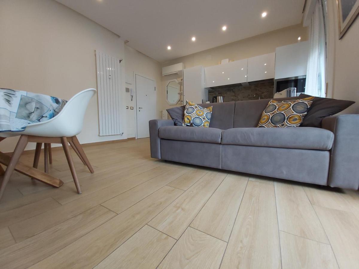 Le Rive Apartment Desenzano del Garda Ngoại thất bức ảnh