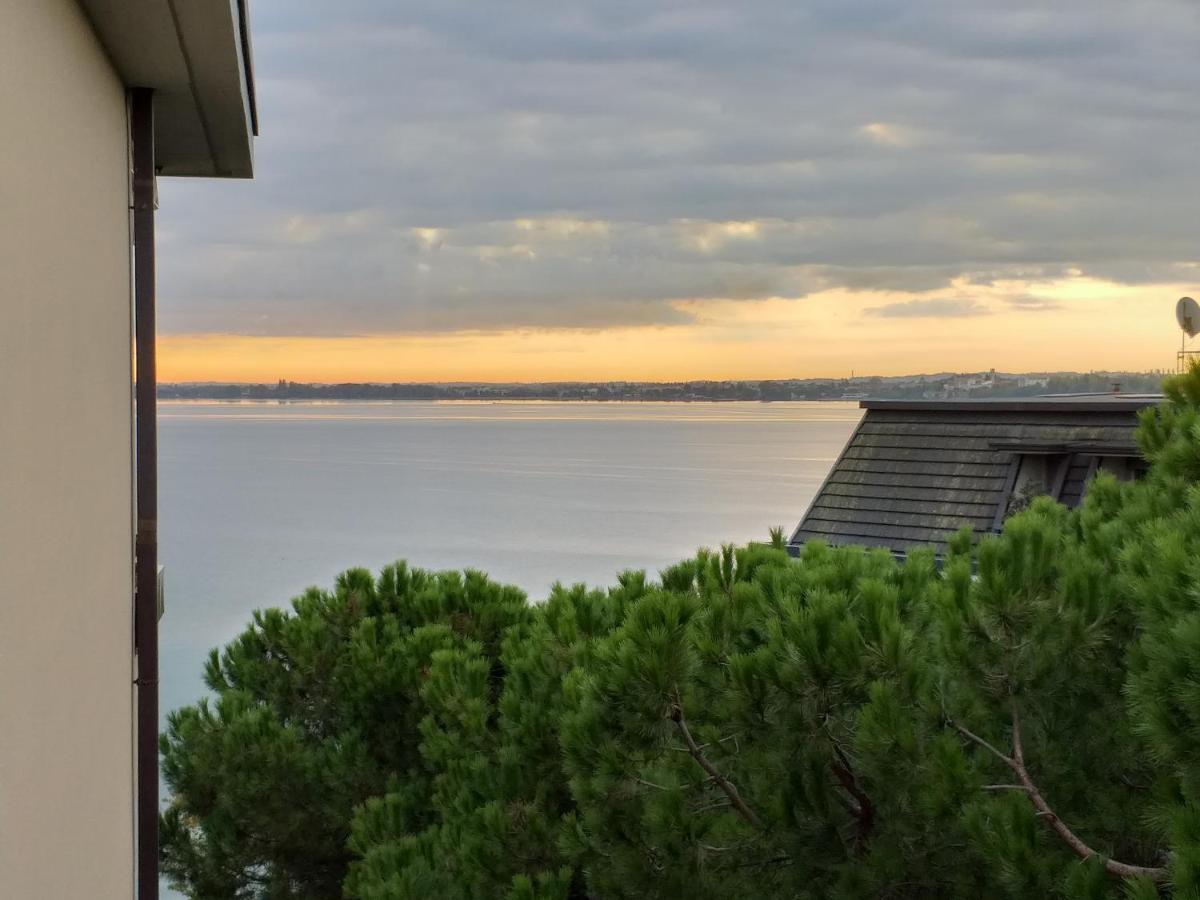 Le Rive Apartment Desenzano del Garda Ngoại thất bức ảnh